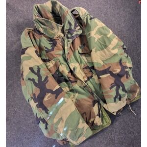 US Military Cold Weather Field Coat Woodland Camouflage M XShort With Liner